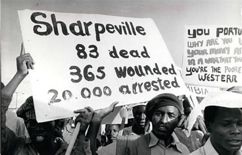 DerSharpeville-Massaker: Ein Wendepunkt für die Apartheid in Südafrika, der die Welt zum Zuhören zwang