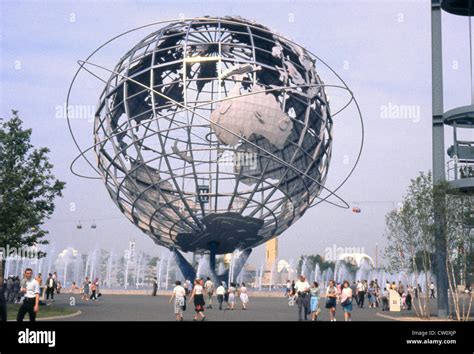 Die New York World’s Fair von 1964-65: Ein Triumph der amerikanischen Innovation und Optimismus im Schatten des Kalten Krieges